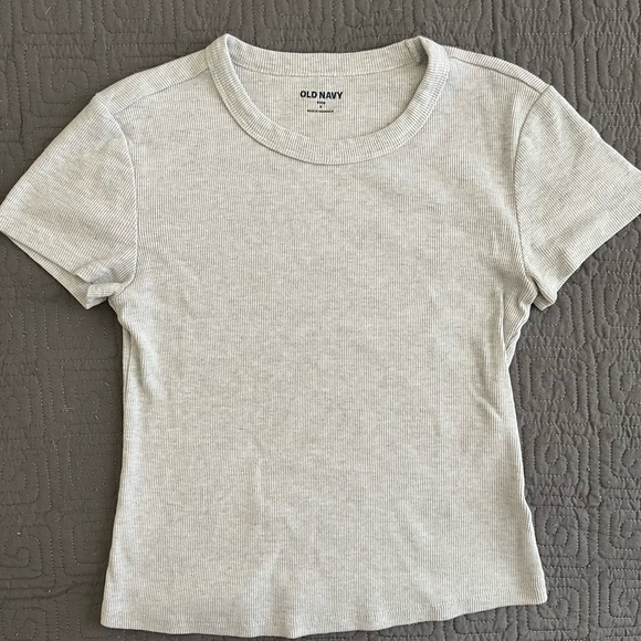 Old Navy Light Gray Ribbed Tee - Picture 1 of 3